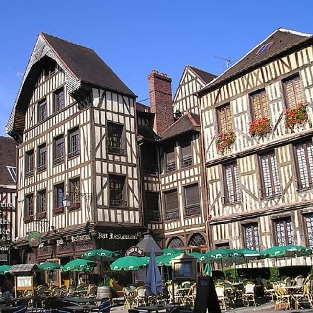 Troyes