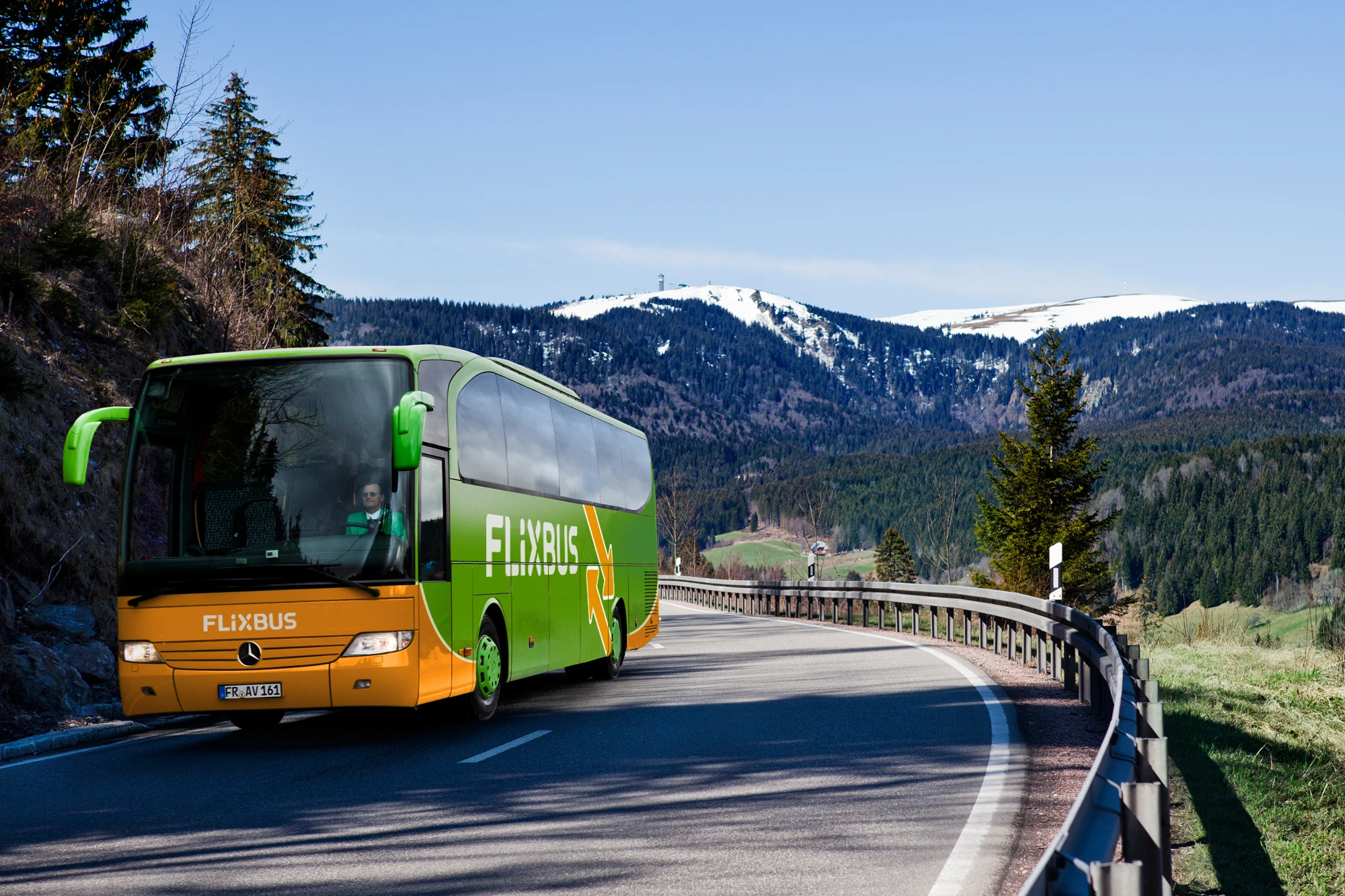 flixbus-sustainable_mobility-image-free-for-editorial-purposes.jpg flixbus-sustainable_mobility-image-free-for-editorial-purposes.jpg