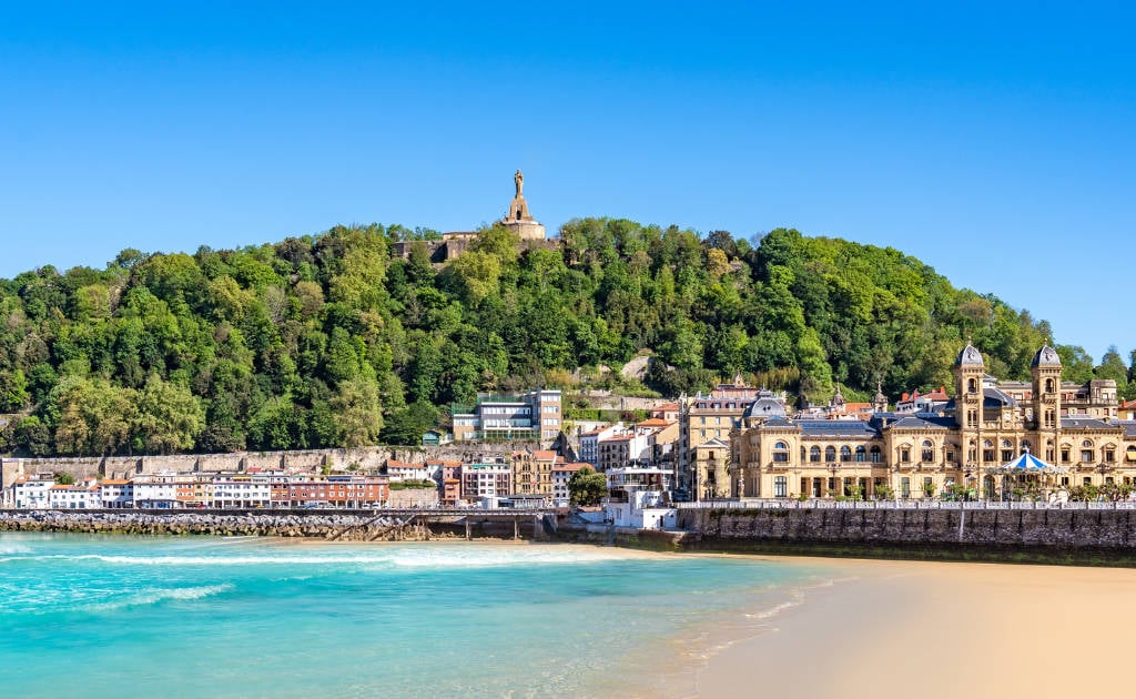 La baie de la Concha à Saint-Sébastien au Pays basque espagnol