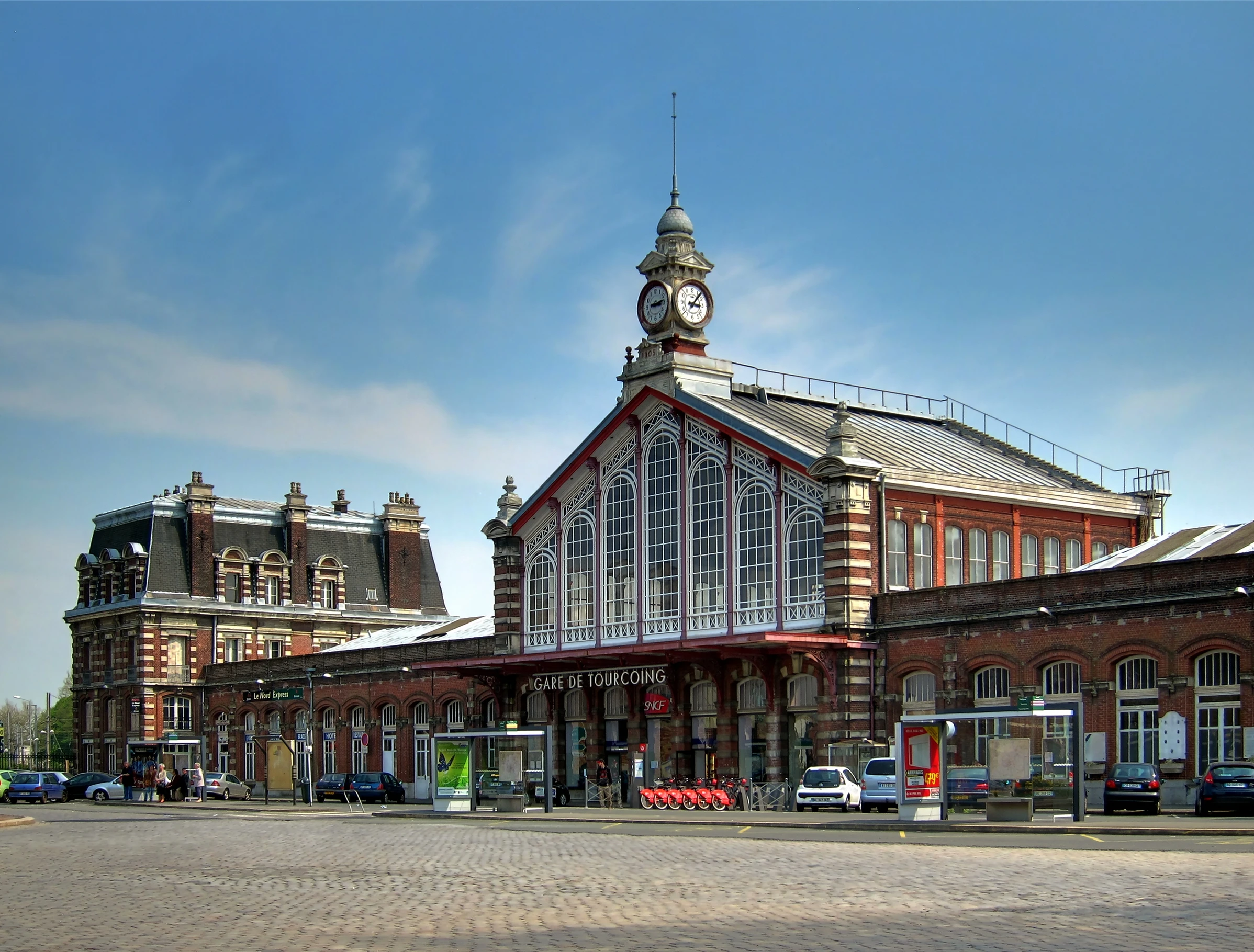 Tourcoing_gare_gp.jpg Tourcoing_gare_gp.jpg