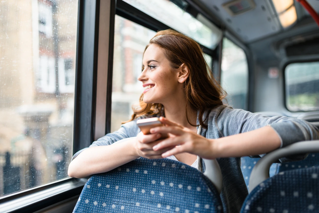 Woman_Bus_Phone.jpg